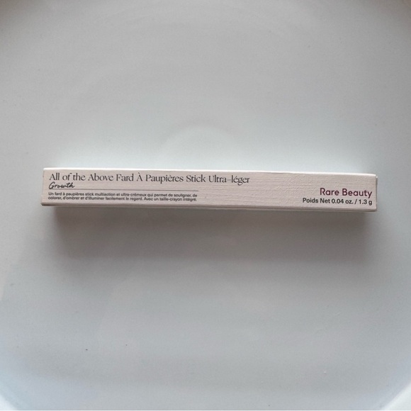 Rare Beauty All of the Above Weightless Shadow Stick in shade Growth - Picture 8 of 12